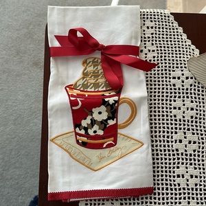 Vera Bradley Bittersweet Tea Towel NWT